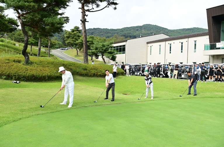 제12회 고령군수배 및 제14회 협회장기 골프대회 성료!